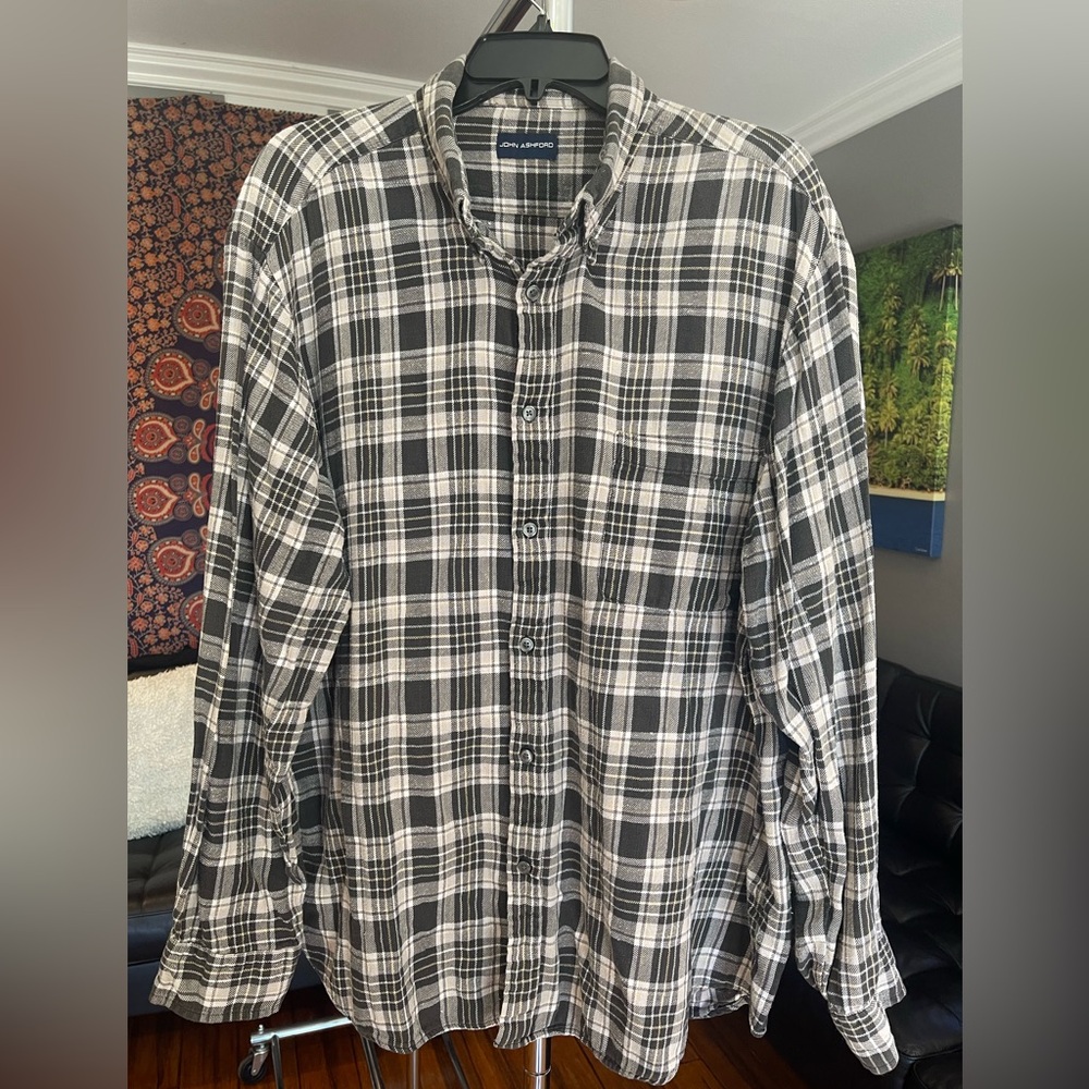 XXL Men’s John Ashford flannel shirt, grey/black plaid